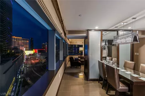 2600 W Harmon Ave #11001, Las Vegas, NV 89158