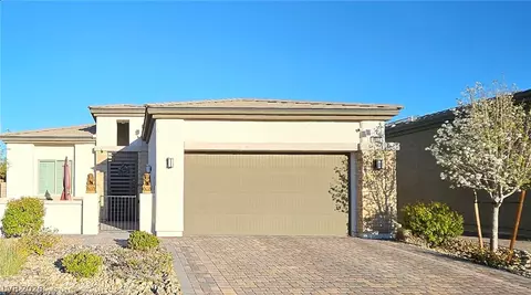 8522 Tiny Deer St, Las Vegas, NV 89148
