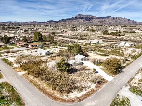 1140 Janet Ln, Pahrump, NV 89060