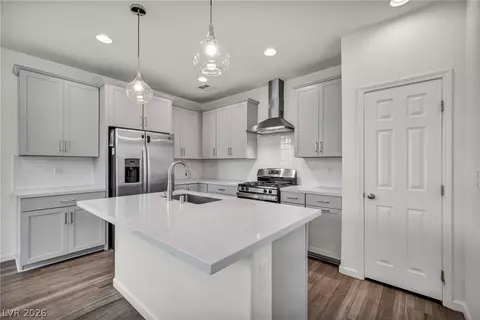 4847 Kinworthy St, North Las Vegas, NV 89081