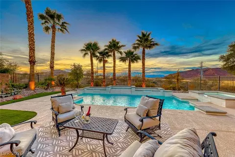 61 Contrada Fiore Dr, Henderson, NV 89011