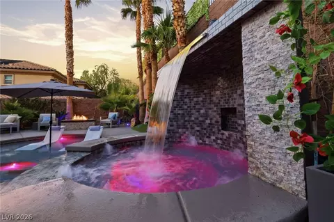 2732 Marie Antoinette St, Henderson, NV 89044