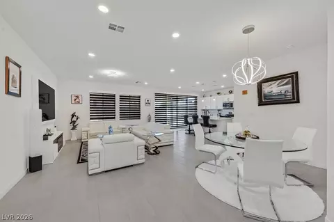 2933 Little Current Rd, North Las Vegas, NV 89086