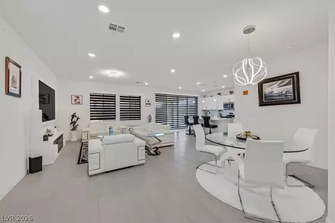 2933 Little Current Rd, North Las Vegas, NV 89086