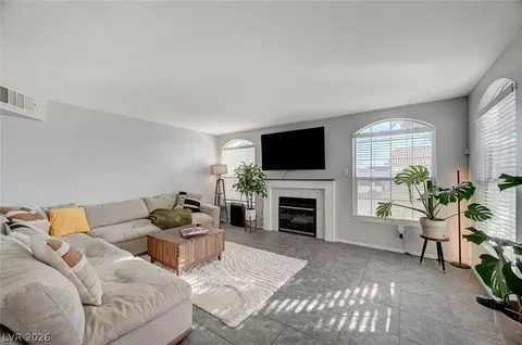 8054 W Rochelle Ave, Las Vegas, NV 89147