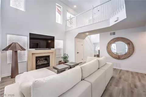 3065 Yankee Clipper Dr, Las Vegas, NV 89117