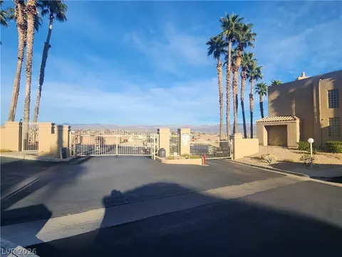 2171 Bay Club Dr #102, Laughlin, NV 89029