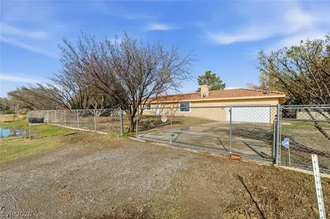 700 W Amarillo Ave, Pahrump, NV 89048