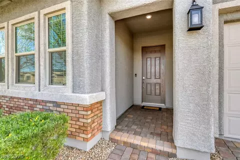 640 Longfeather St, Henderson, NV 89011