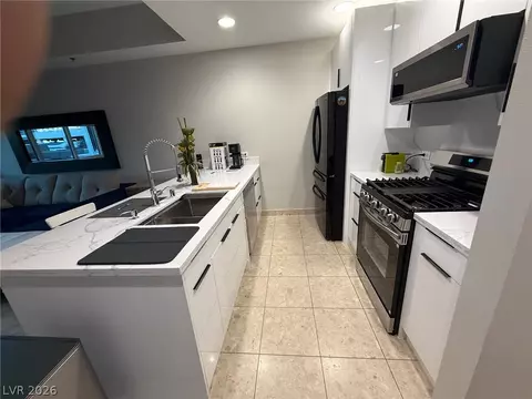 4525 Dean Martin Dr #401, Las Vegas, NV 89103