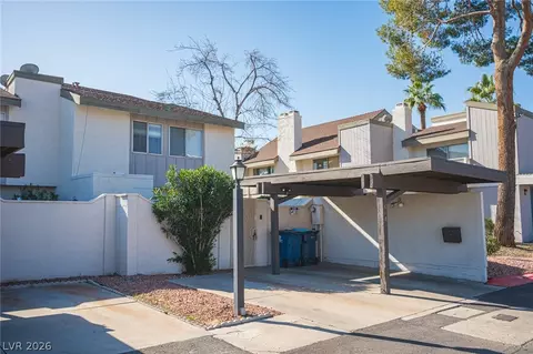 618 Rolling Green Dr, Las Vegas, NV 89169