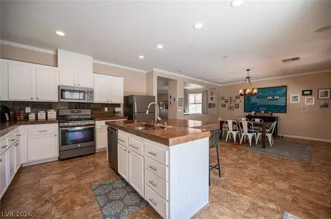 925 Cascade Light Ave, North Las Vegas, NV 89031