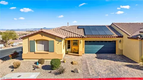 Exterior - 2225 Chandler Ranch Pl, Laughlin, NV 89029 photo 5 of 8