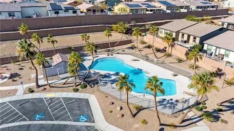 Exterior - 2225 Chandler Ranch Pl, Laughlin, NV 89029 photo 6 of 8