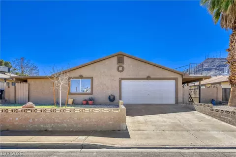 325 W Rochell Dr, Henderson, NV 89015