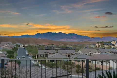50 Mirage View Dr, Henderson, NV 89011