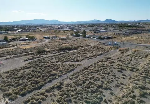880 S Cherokee St, Pahrump, NV 89048
