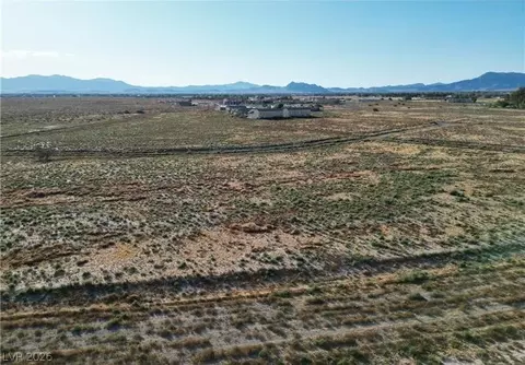 2210 Needles Ave, Pahrump, NV 89048