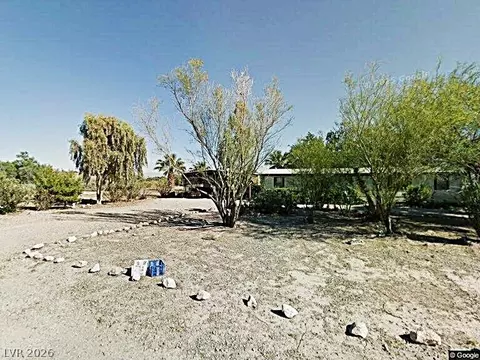 425 Stevens Ave, Overton, NV 89040
