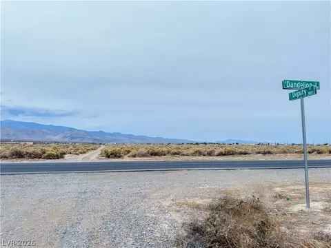 1971 E Deputy St, Pahrump, NV 89048