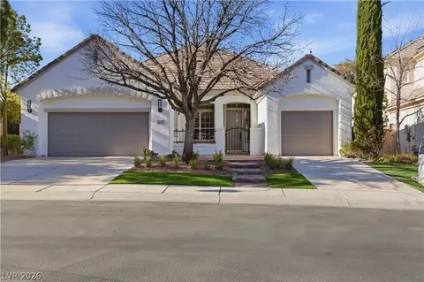 9840 Royal Lamb Dr, Las Vegas, NV 89145