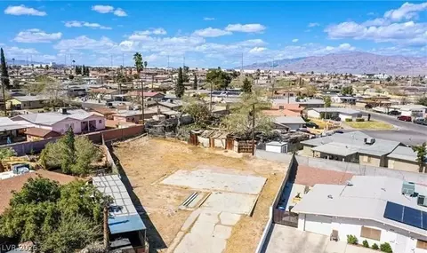 424 Kris Cir, North Las Vegas, NV 89030