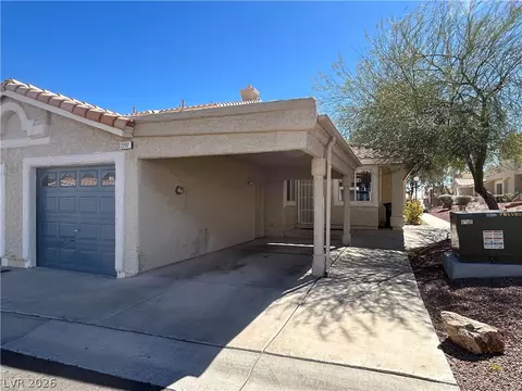 Exterior - 2207 Camel Mesa Dr, Laughlin, NV 89029 photo 2 of 9