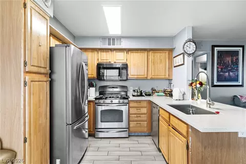 5710 E Tropicana Ave #1130, Las Vegas, NV 89122
