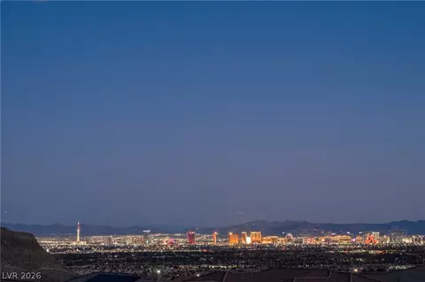 4564 Amazing View St, Las Vegas, NV 89129