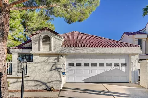 5256 Crooked Valley Dr, Las Vegas, NV 89149