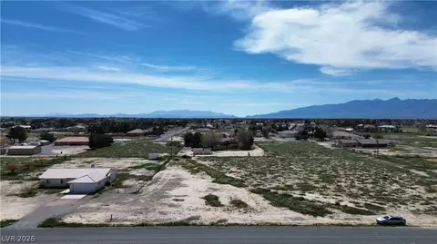 2231 E Deerskin St, Pahrump, NV 89048