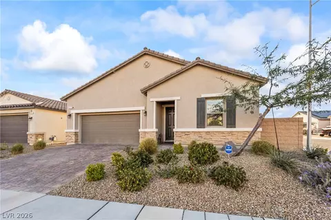 6033 Bugsy St, North Las Vegas, NV 89081