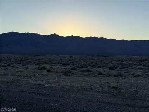 10391 S Vicki Ann Rd, Pahrump, NV 89048
