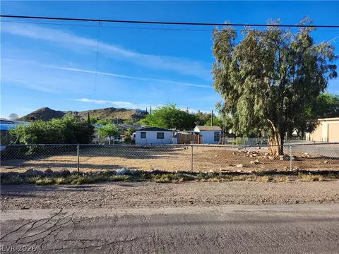 308 E Hill St, Searchlight, NV 89046 photo 2