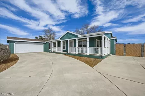 3121 S Fallwood St, Pahrump, NV 89048
