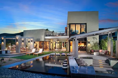 2240 Sky Pointe Ridge Dr, Henderson, NV 89052