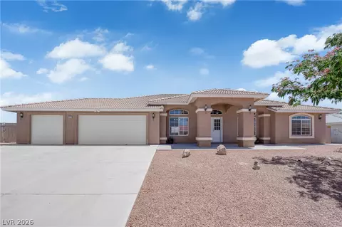 6711 Longmeadow Dr, Pahrump, NV 89061