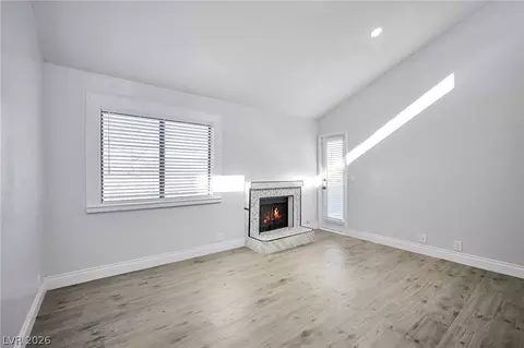 1701 E Katie Ave #10, Las Vegas, NV 89119