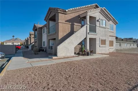 3953 Rebecca Raiter Ave #202, Las Vegas, NV 89110