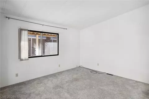 1671 Granada St, Laughlin, NV 89029 photo 8