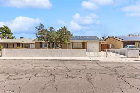 3686 Longfellow St, Las Vegas, NV 89115