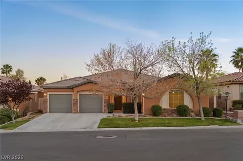 8135 Merlewood Ave, Las Vegas, NV 89117