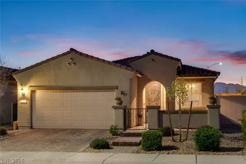 6329 Conlon St, North Las Vegas, NV 89081