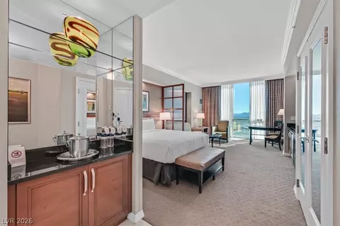 125 E Harmon Ave #3304, Las Vegas, NV 89109