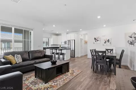 5730 Sky Pointe Dr #153, Las Vegas, NV 89130