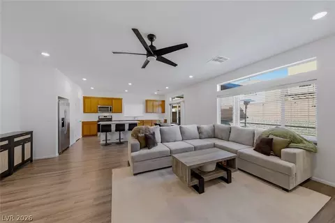 10307 S Bronco St, Las Vegas, NV 89141