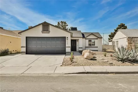 5539 Ballinger Dr, Las Vegas, NV 89142