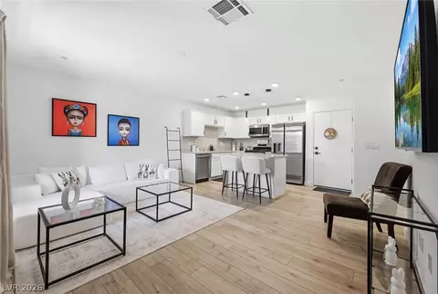 709 Pickled Pepper Pl, Henderson, NV 89011