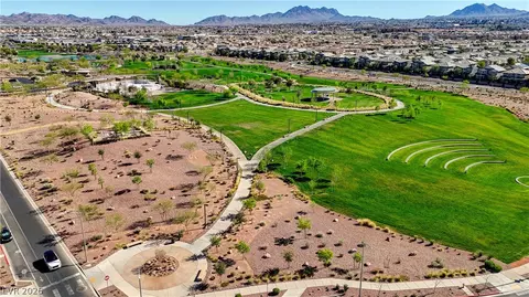 View/Area - 1000 E Sunset Rd, Henderson, NV 89011 photo 9 of 10