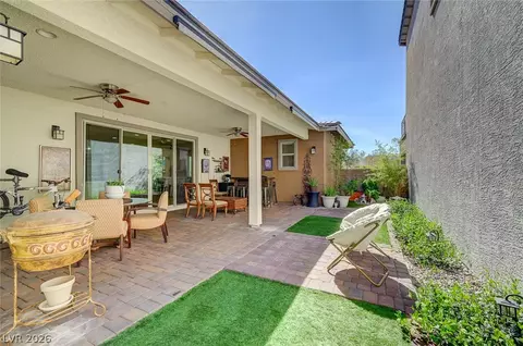 Exterior - 1000 E Sunset Rd, Henderson, NV 89011 photo 3 of 13